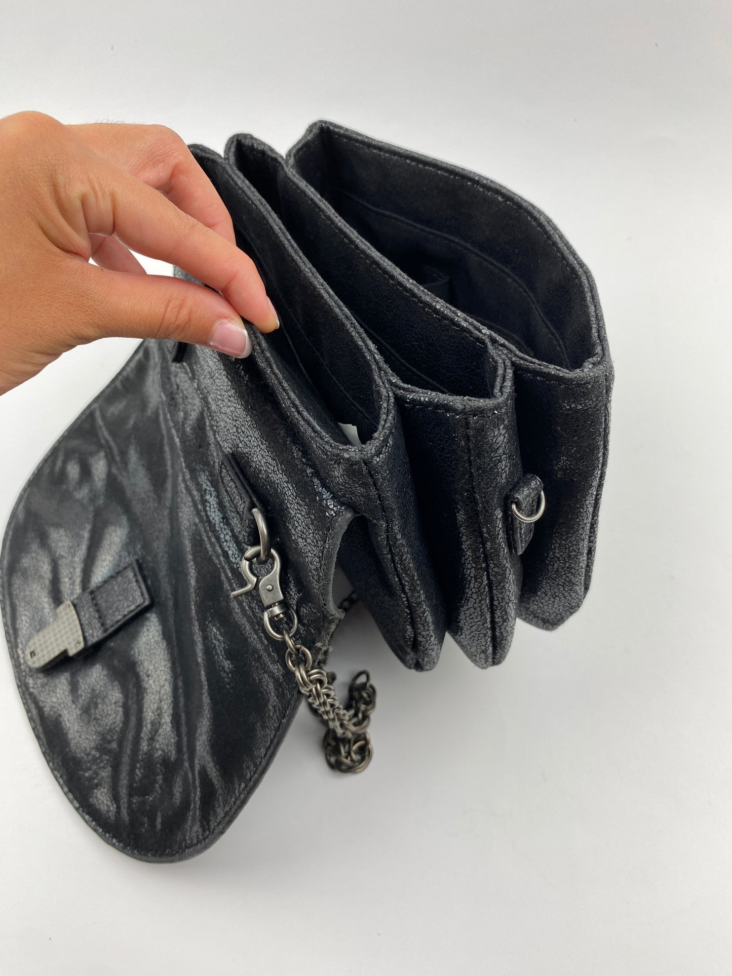 BUTTONS SHOULDER BAG