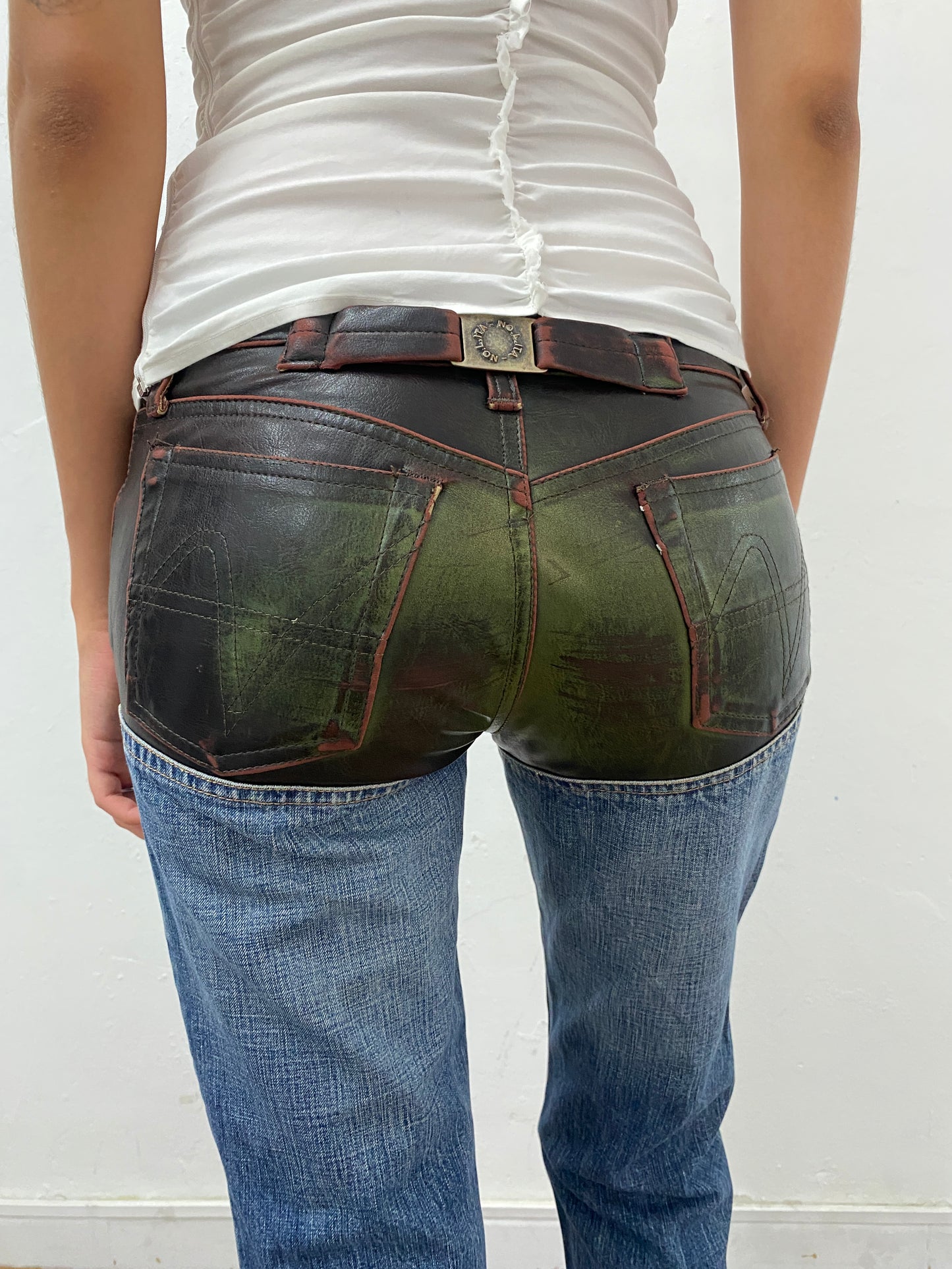 LEATHER PATCH BOOTCUT JEANS