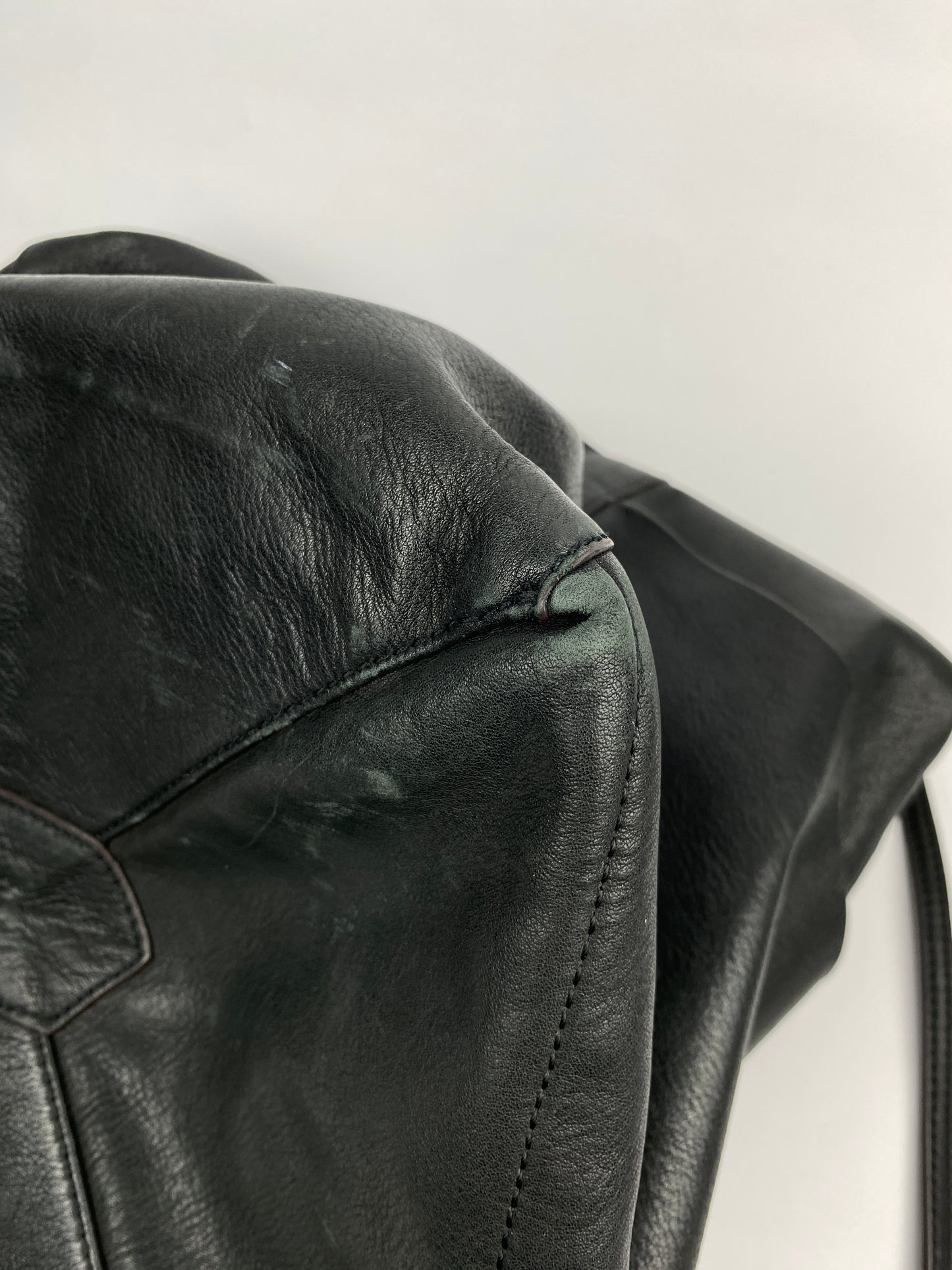 BLACK LEATHER TOTE BAG