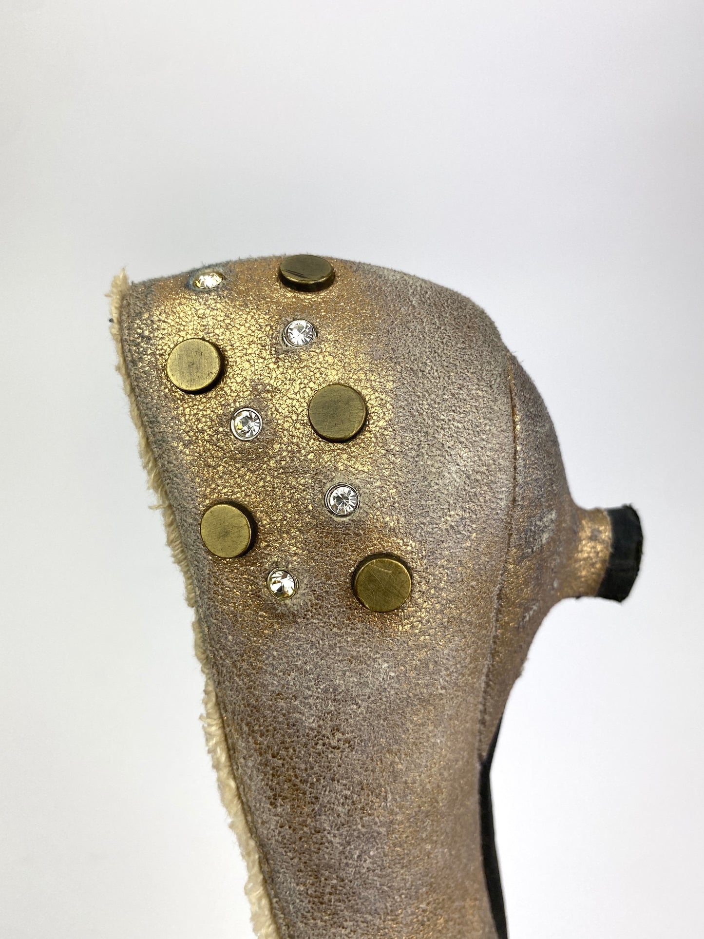 GOLD BALLET HEELS