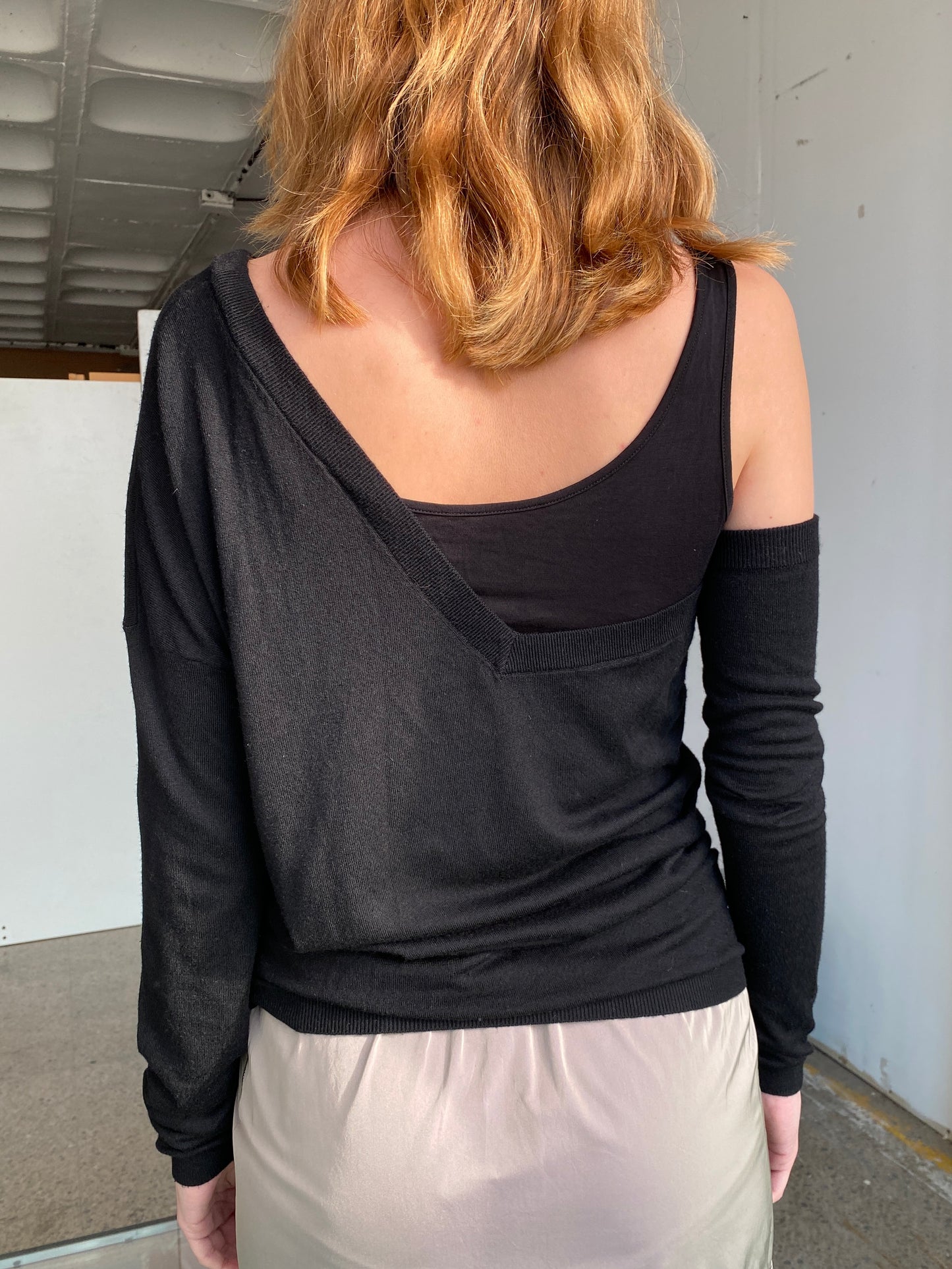 SLEEVE DETACHED TOP
