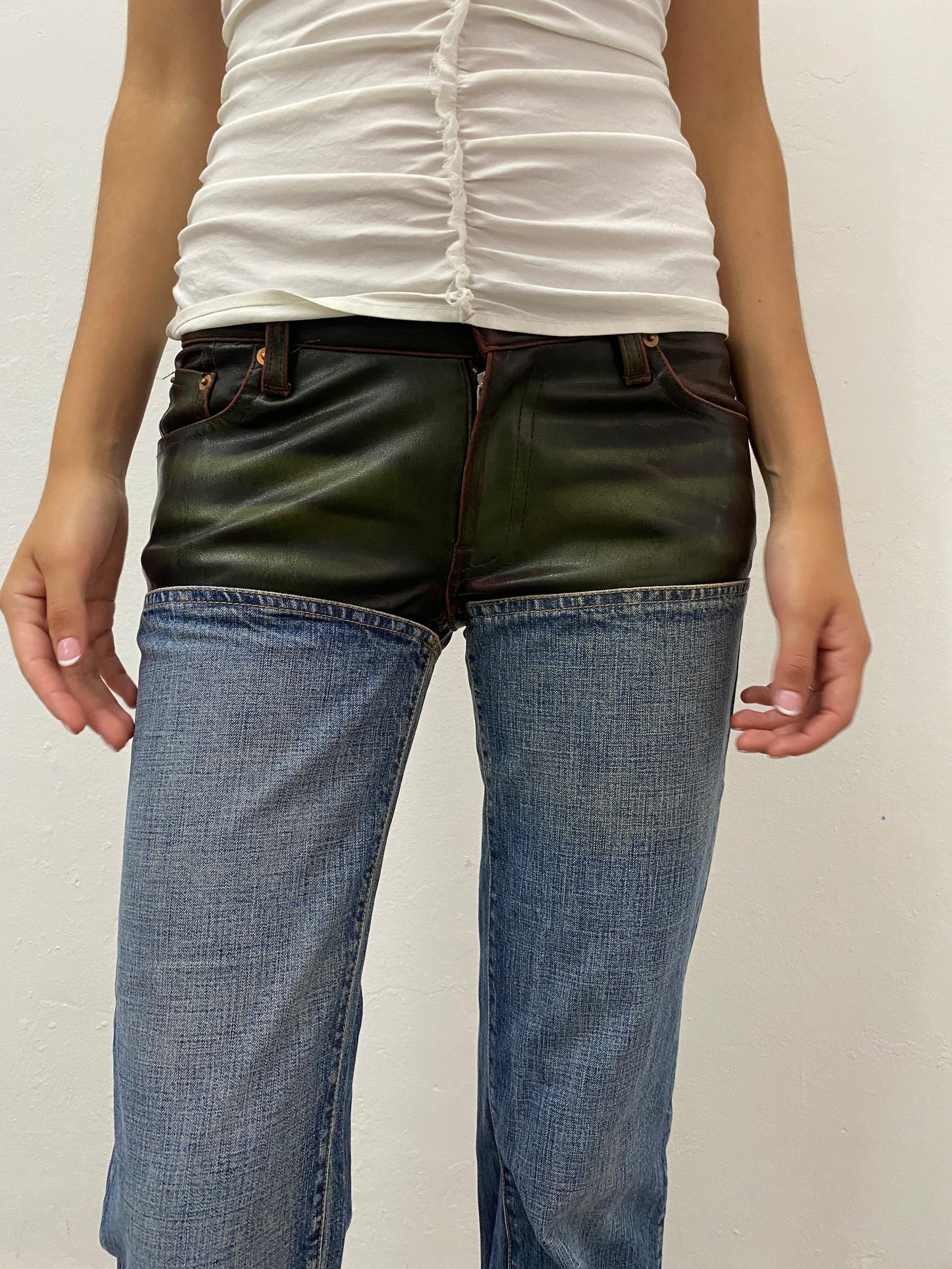 LEATHER PATCH BOOTCUT JEANS