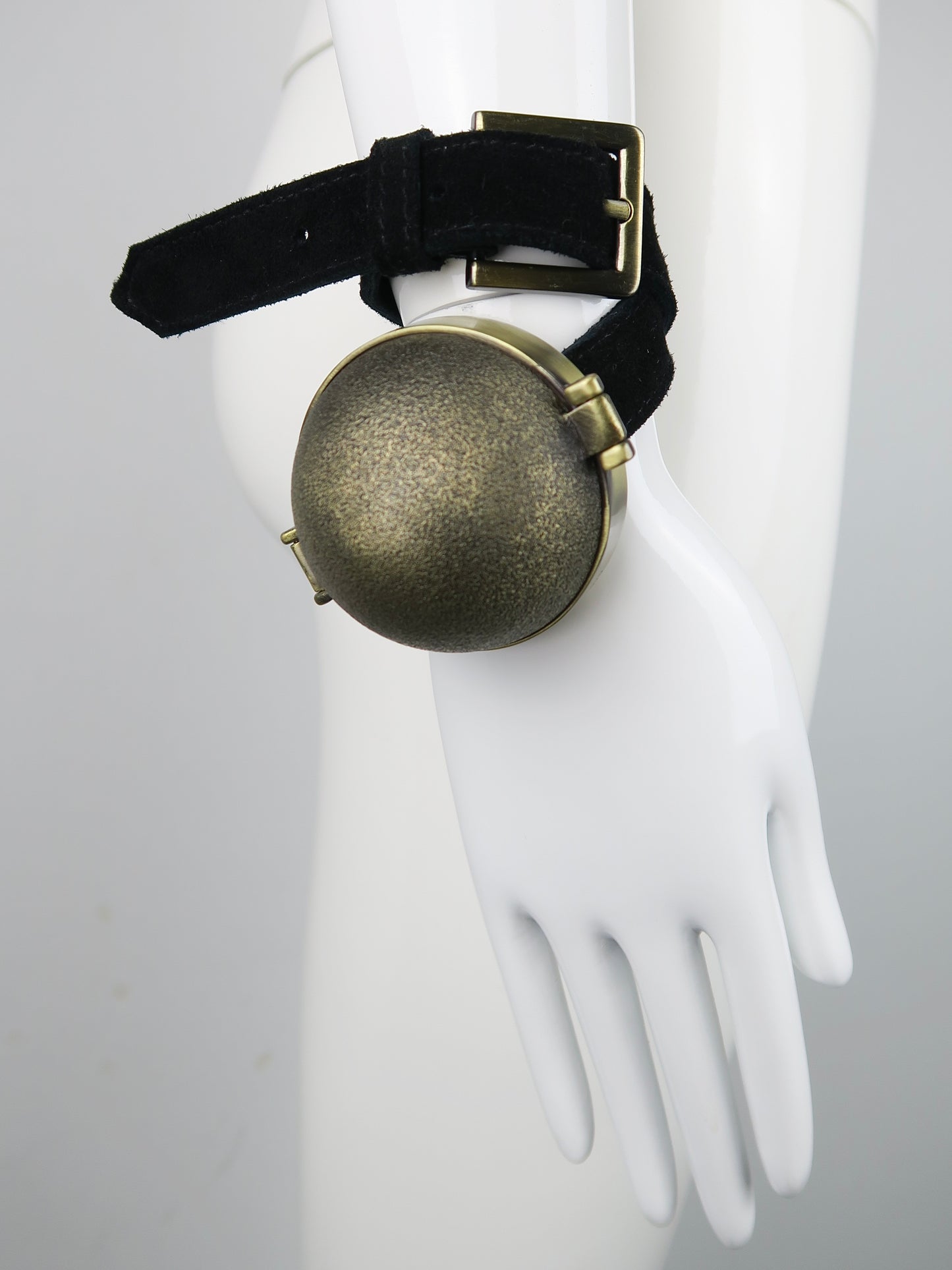 ANNE VALÉRIE HASH PINCUSHION BRACELET