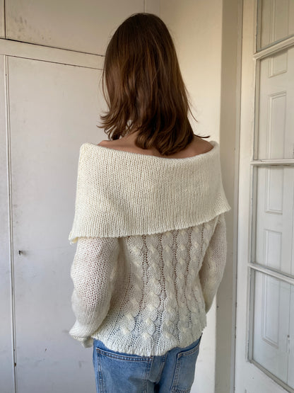 OFF-SHOULDER KNIT SWEATER