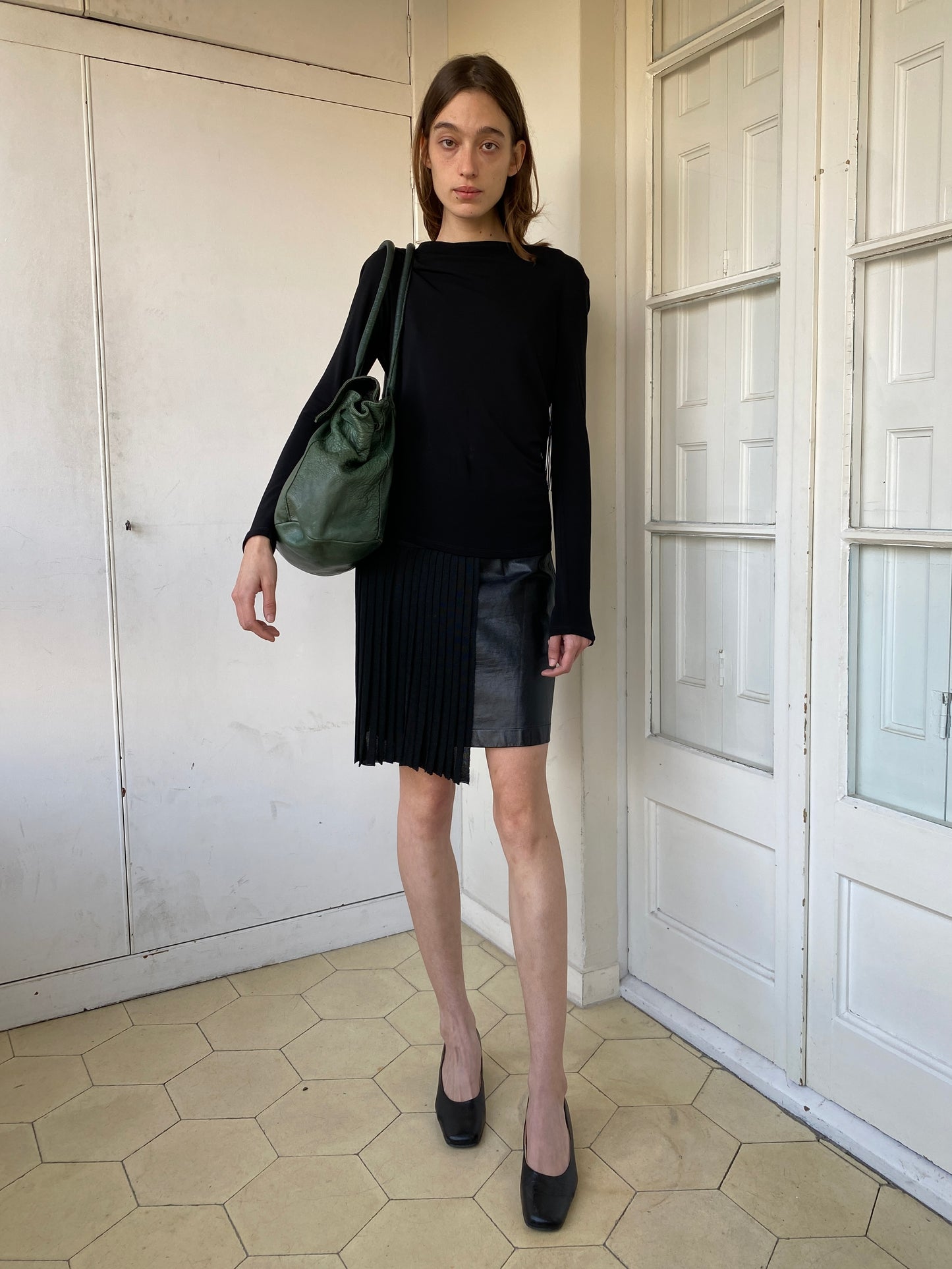 FRINGE OPEN BACK TOP