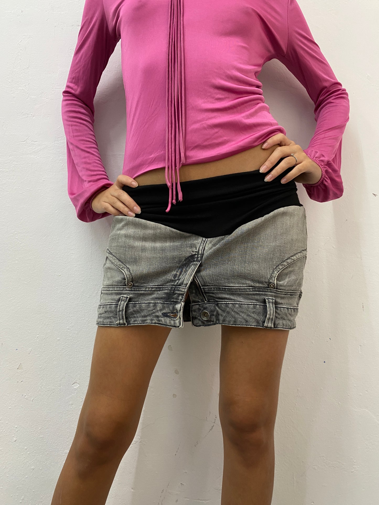 UPSIDE-DOWN DENIM SKIRT