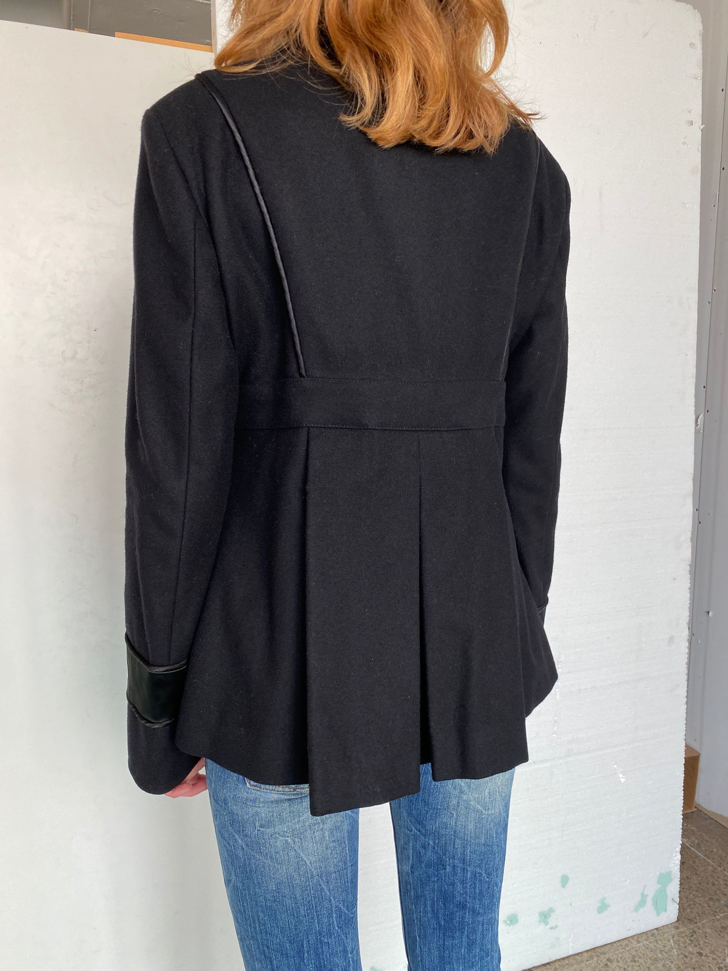 PLEATED WOOL JACKET
