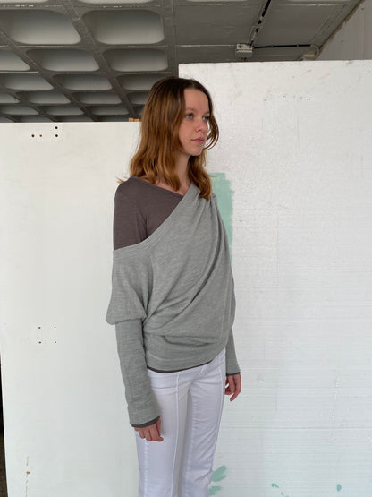 DOUBLE-LAYERED TOP