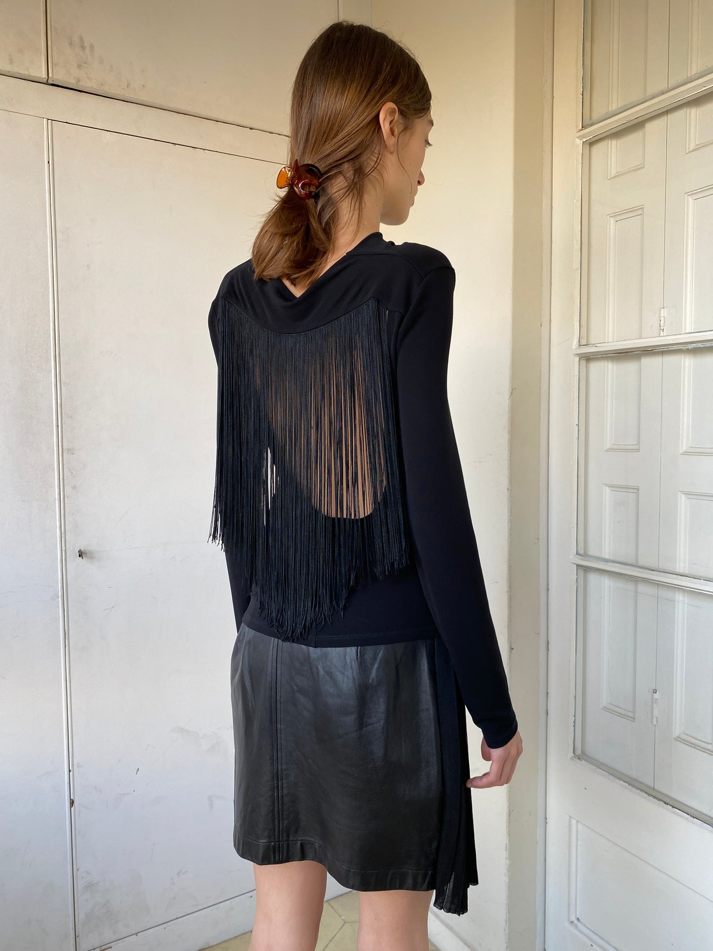 FRINGE OPEN BACK TOP