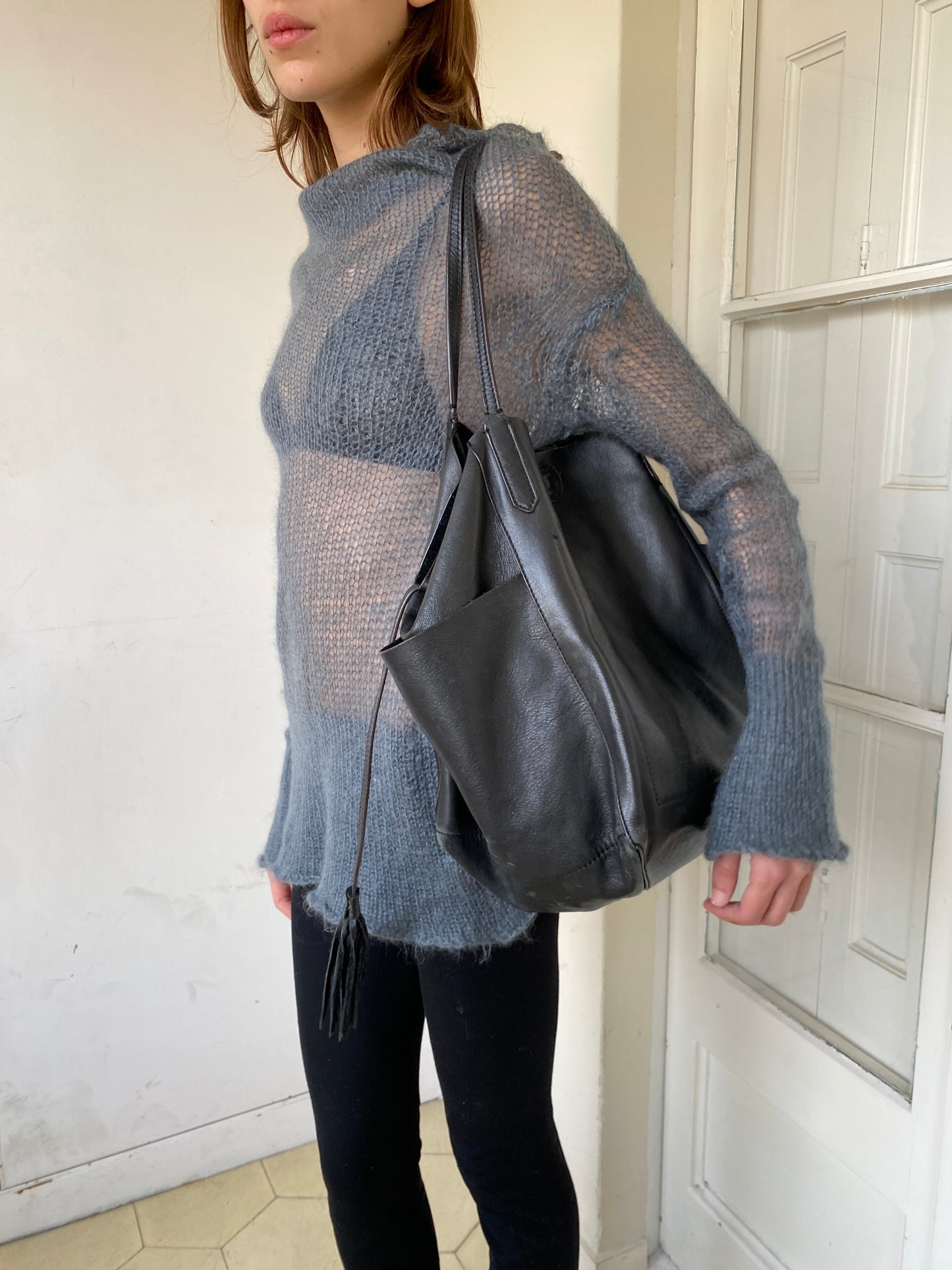 BLACK LEATHER TOTE BAG