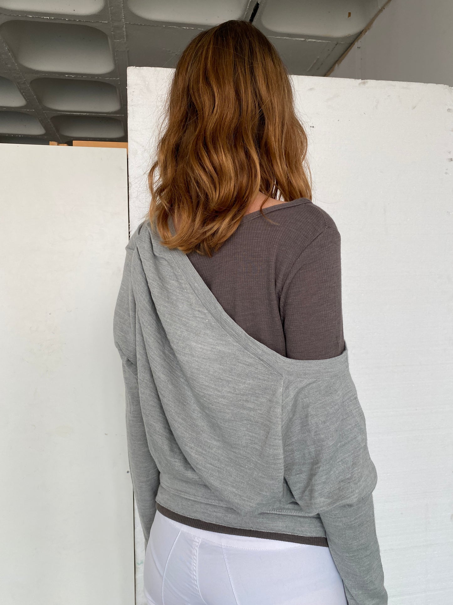 DOUBLE-LAYERED TOP