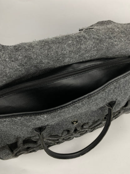 CUTOUT FELT TOTE BAG