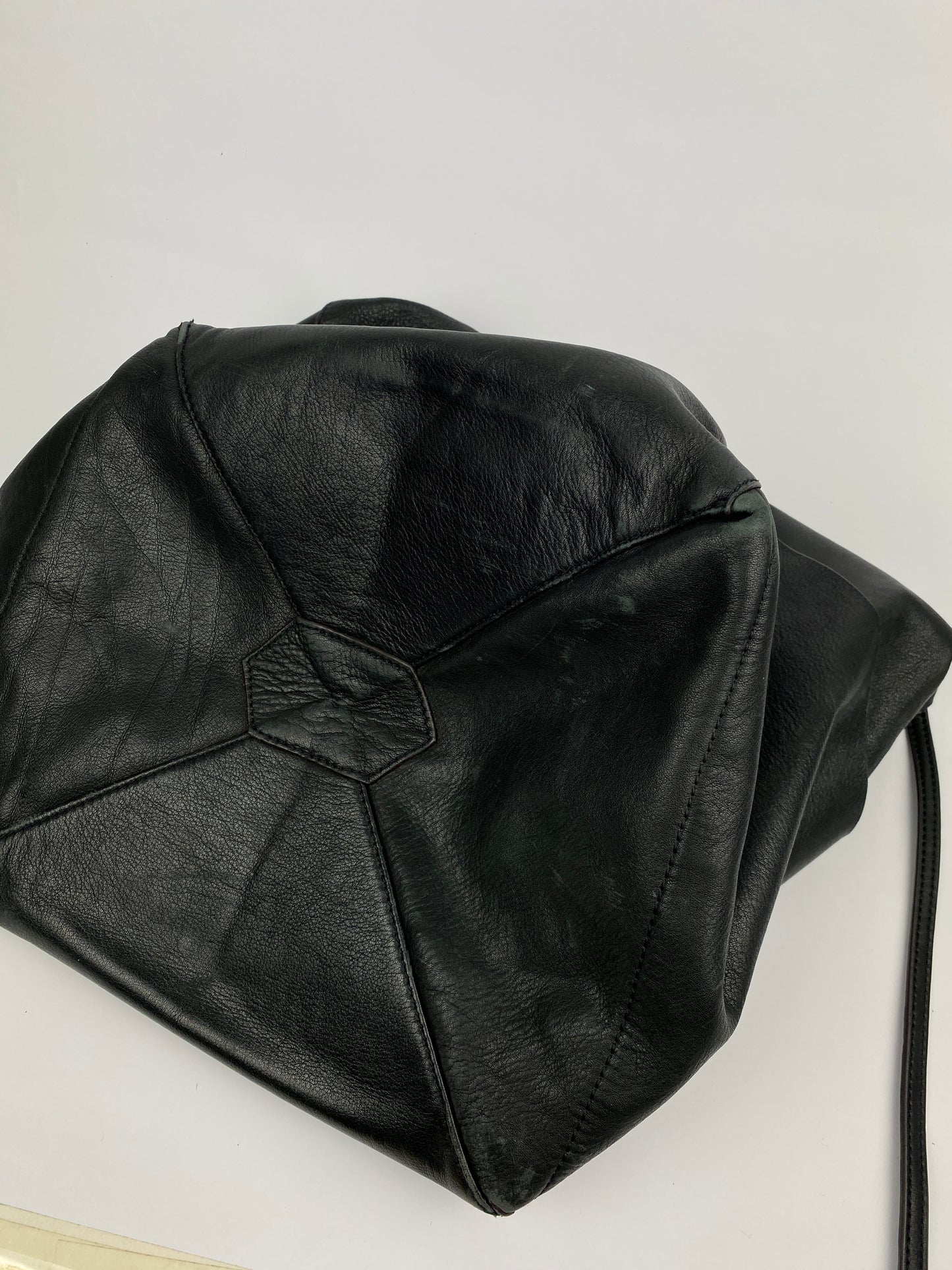 BLACK LEATHER TOTE BAG