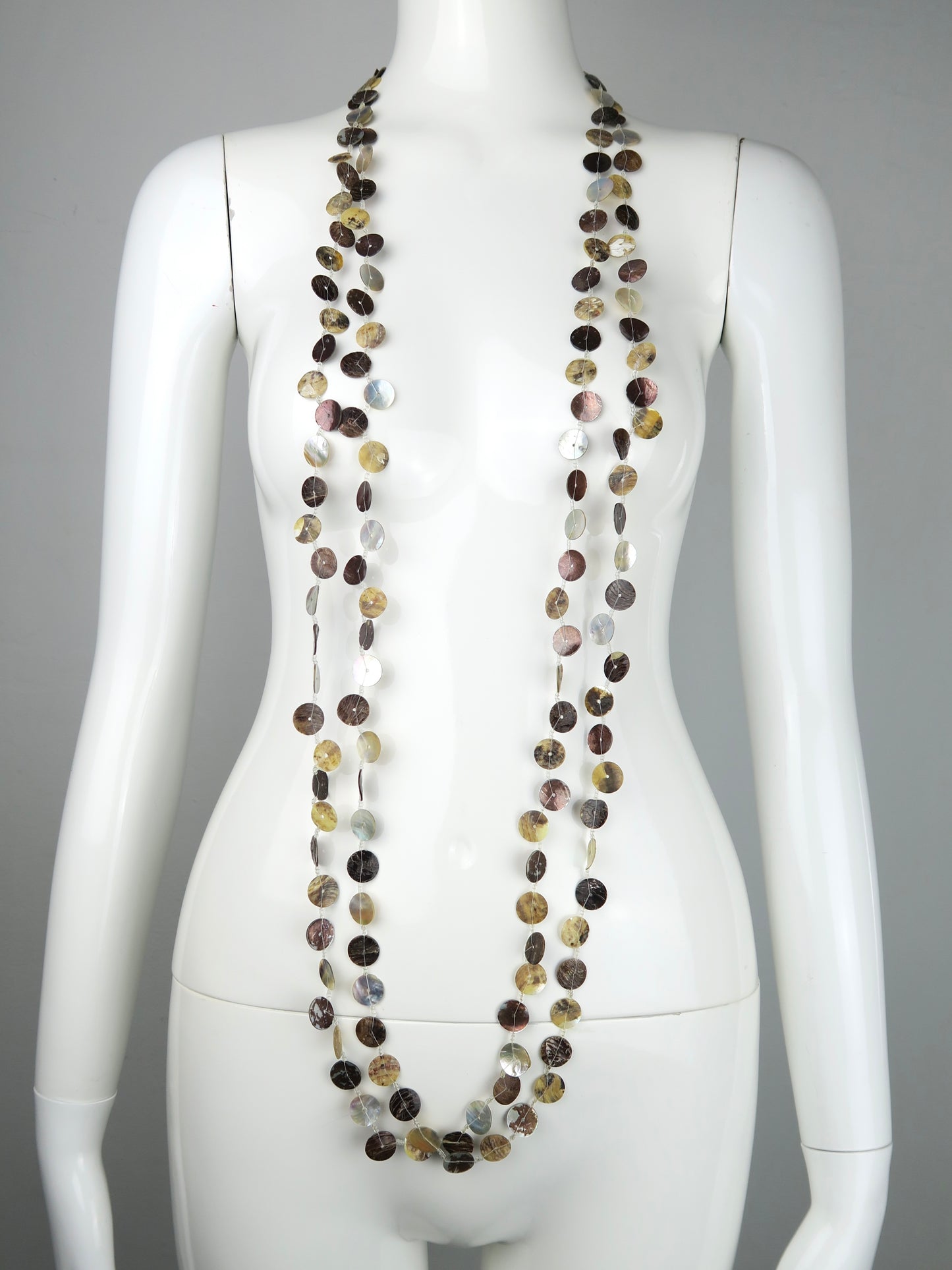 LONG MOTHER OF PEARL NECKLACE