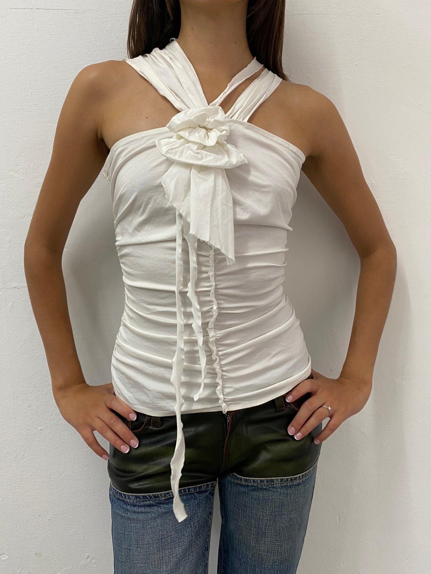 ROSETTE HALTER TOP