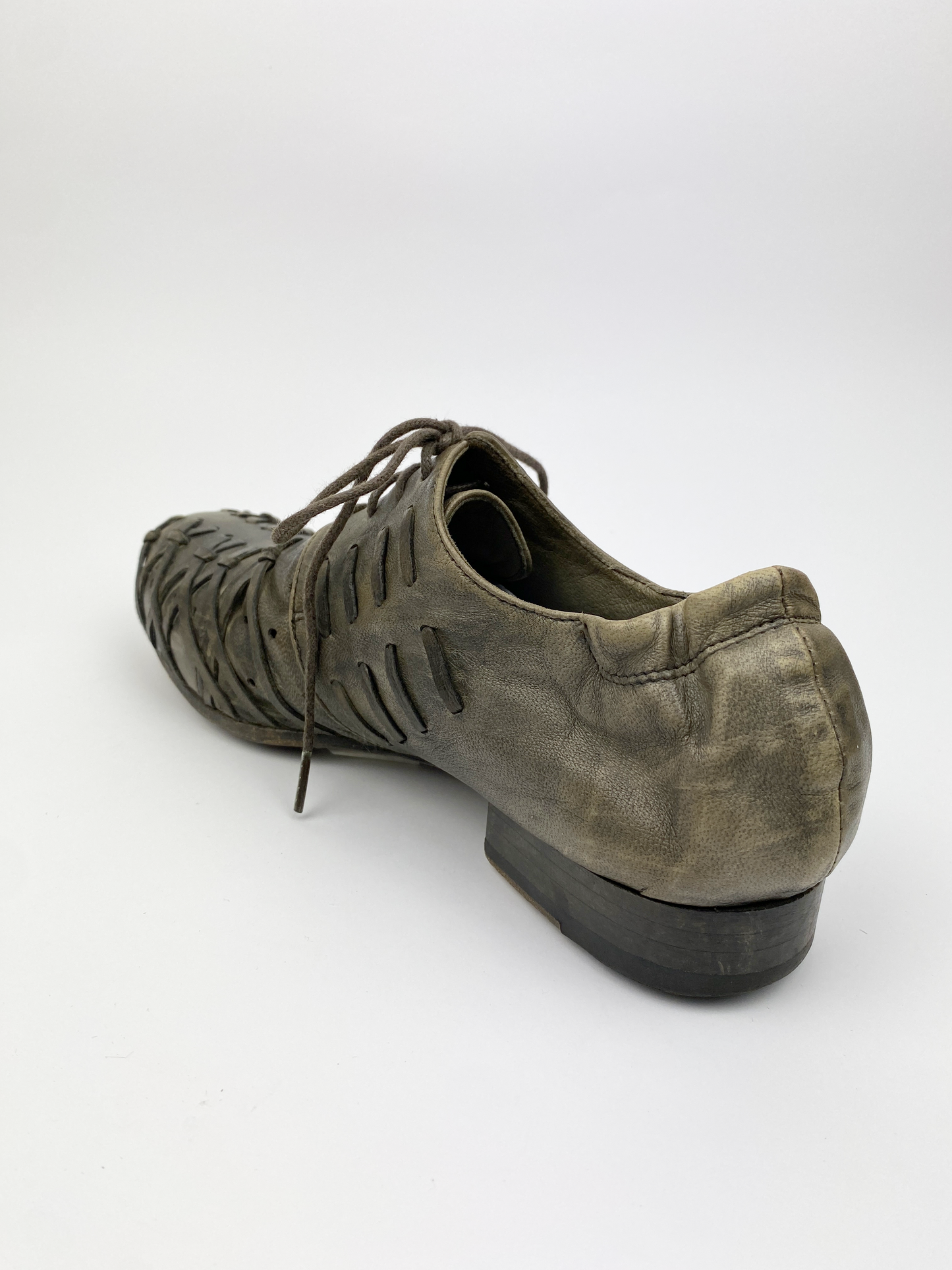 CRISSCROSS SHOES