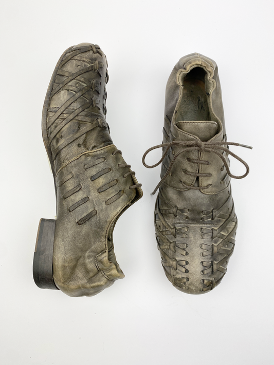 CRISSCROSS SHOES