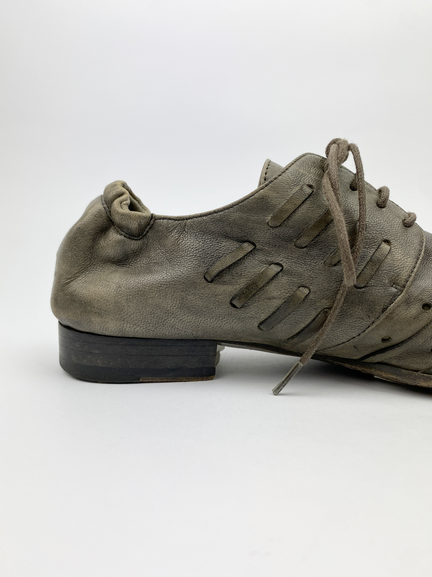CRISSCROSS SHOES