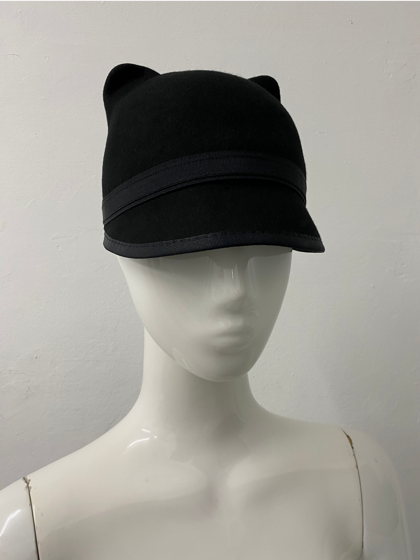 MAX AZRIA CAT EARS HAT